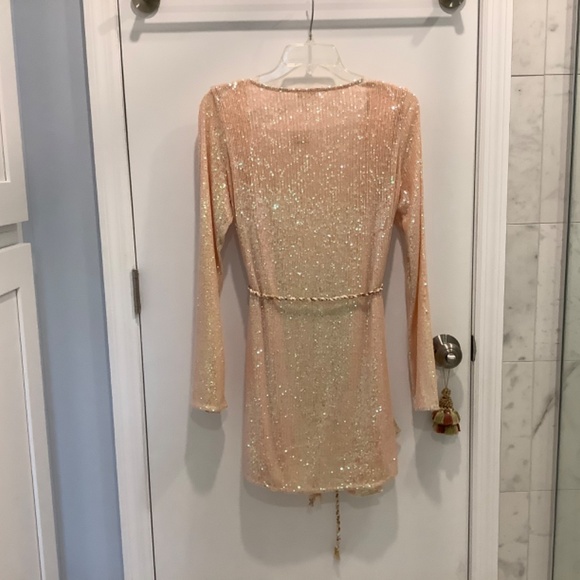 NWT NEW Intimately FREE People light pink rose sequin wrap robe jacket Small - Picture 4 of 13